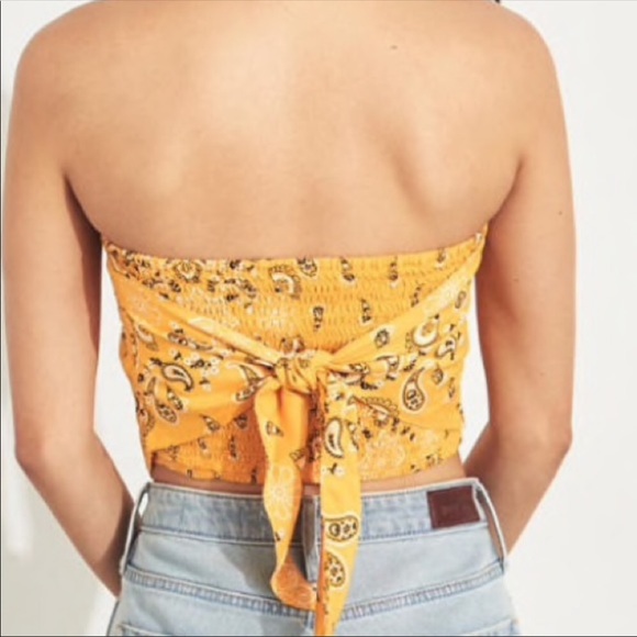 Yellow Hollister Bandana Crop Top - Picture 2 of 4